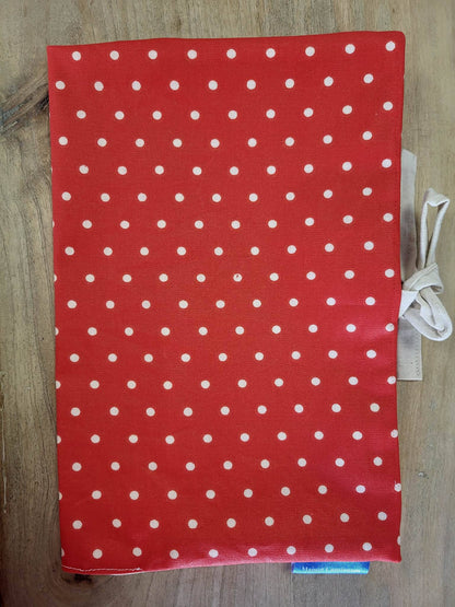 Protège carnets de santé Rouge à points blancs Maison Continuum - Maison Continuum